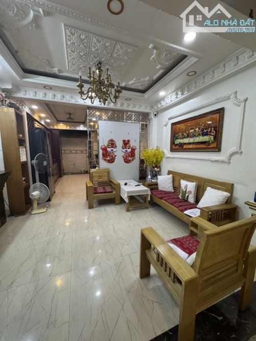 B.ÁN NHÀ ĐẸP NGAY MẶT T.IỀN TRẦN BÌNH TRỌNG – GẦN NGÃ TƯ TRẦN HƯNG ĐẠO, QUẬN 5 - 9