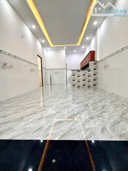 Bán nhà đẹp ở ngay 80m² Ngang 7m,Hóc Môn gần Tô Ký-Trung Chánh, giá chỉ 4.3 tỷ. - 9