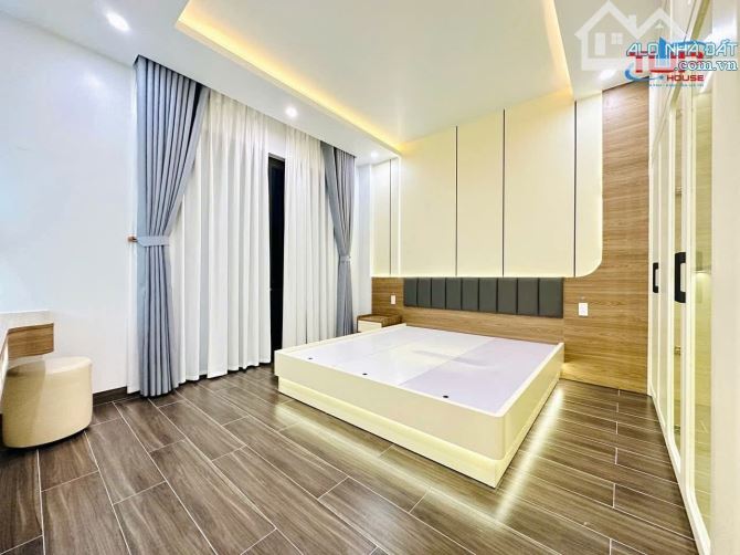 BÁN NHÀ 4 TẦNG ĐỘC LẬP – CHÙA HÀNG – DƯ HÀNG KÊNH – LÊ CHÂN – GIÁ CHỈ 6,5 TỶ - 9