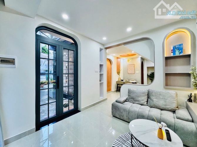 NGANG 4M  3 CĂN RA MẶT TIỀN PHAN VĂN HÂN  P.17 BÌNH THẠNH  NHÀ 3 T FULL NỘI THẤT  CHỈ 6 - 9