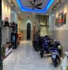 Nhà 3 tầng đẹp long lanh chính chủ xây ở gần cầu Nguyễn Tri Phương