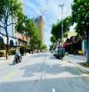 Ngay Hồ Nghinh phố Biển Mỹ Khê