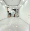 Hiếm, cần bán gấp nhà mới Nam Từ Liêm, ô tô gần, 5 tầng, 3 ngủ rộng giá chỉ 5.6 tỷ.