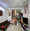 Nhá bán Lê Văn Sỷ, ngang 4.6m, 70m2 giá 7.6T