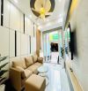 Bán nhà mặt tiền Nguyễn Trọng Tuyển, Q Phú Nhuận. Giá 5tỷ9. DT 42m2. 3PN, 3WC. Tặng NT