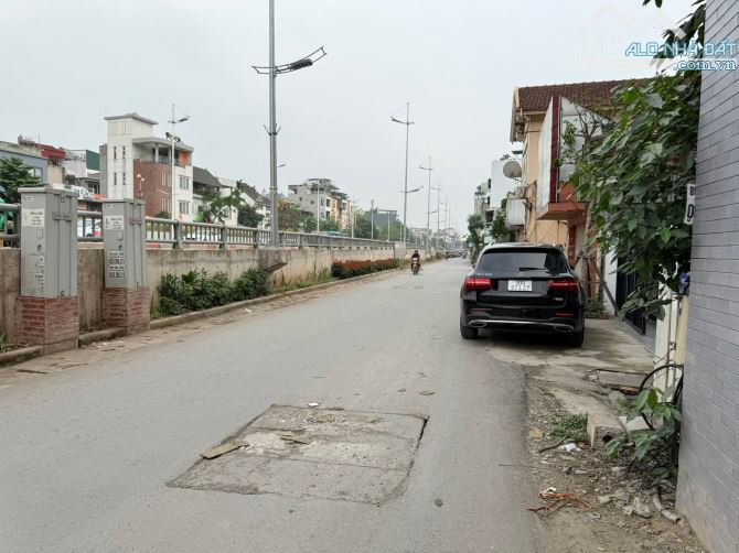 BÁN NHÀ PHỐ ÂU CƠ (trong đê) 107M² — 4 TẦNG — MT 8M — VIEW HỒ — GIÁ 21 TỶ