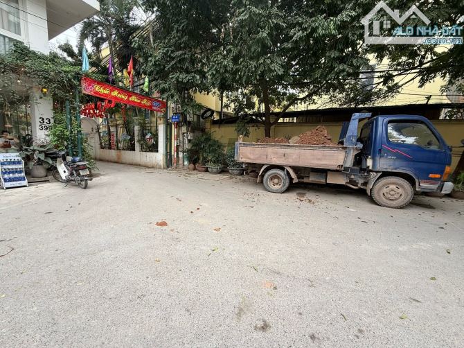 BÁN NHÀ PHỐ ÂU CƠ (trong đê) 107M² — 4 TẦNG — MT 8M — VIEW HỒ — GIÁ 21 TỶ