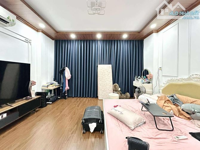 HXH tránh gần MT Hoàng Văn Thụ P.Phú Nhuận 5 tầng ngang 4.7m giá 10.35 tỷ - 3