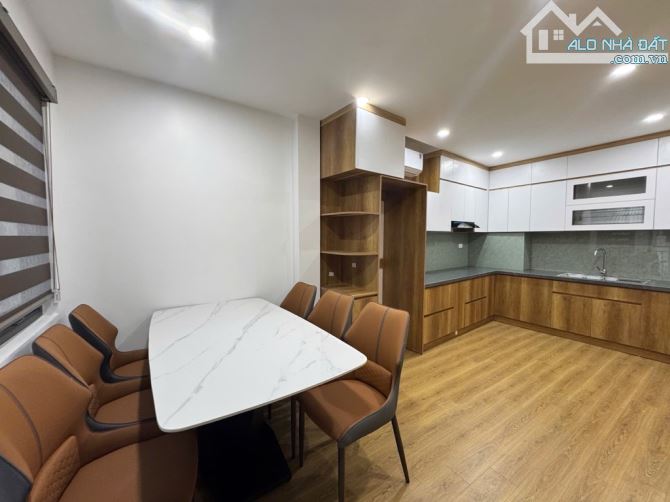 CỰC HIẾM! Siêu phẩm Minh Khai, 6 tầng thang máy, nội thất xịn, 10m ra phố.