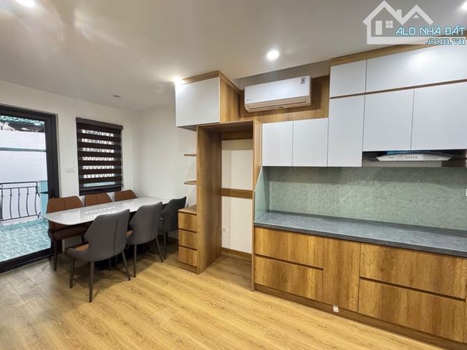 CỰC HIẾM! Siêu phẩm Minh Khai, 6 tầng thang máy, nội thất xịn, 10m ra phố.