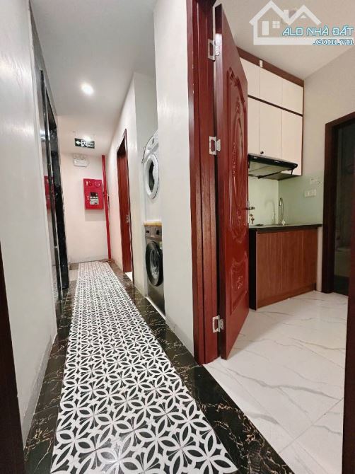 Bán CCMN 65m2 Nguyễn Đức Cảnh, 6 tầng tm 13 pkk. dòng tiền 70tr/tháng