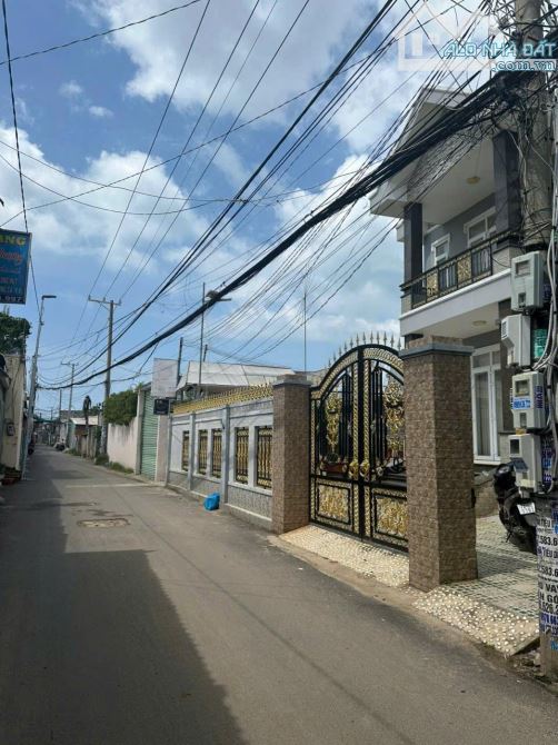 🏡 Bán gấp Biệt thự Long Hải – Vũng Tàu, trung tâm thị trấn - 💰 Giá bán 10,5 tỷ, còn