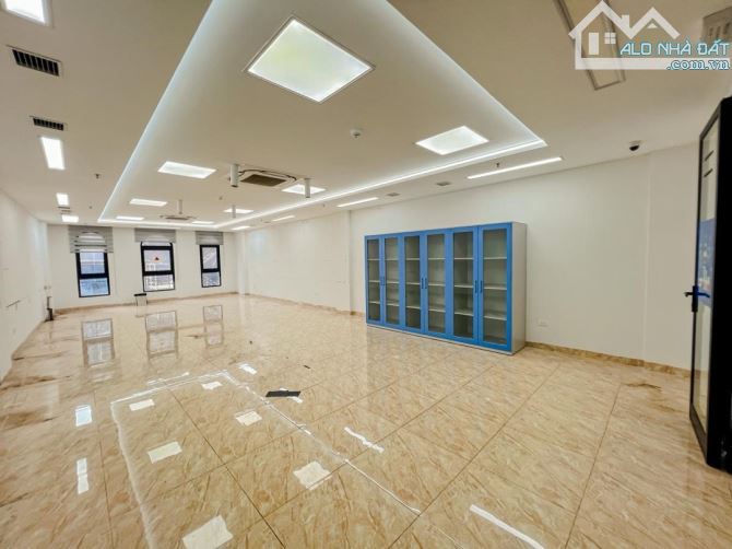 HIẾM - Bán Tòa Nhà Lê Đức Thọ, 155m2, 9 tầng thang máy, giá 70 tỷ