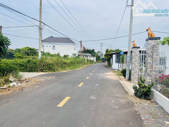 🏡 Bán Đất Lô Góc Mặt Tiền Nguyễn Hữu Huân, TT Đất Đỏ, 251m² - Giá 2,6 Tỷ - 1