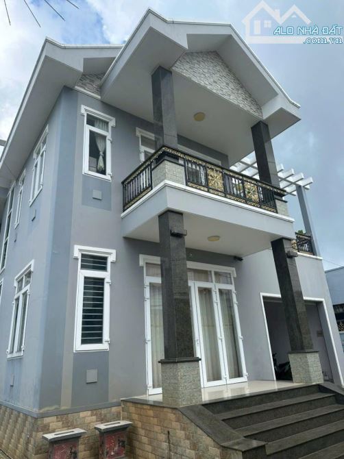 🏡 Bán gấp Biệt thự Long Hải – Vũng Tàu, trung tâm thị trấn - 💰 Giá bán 10,5 tỷ, còn - 2