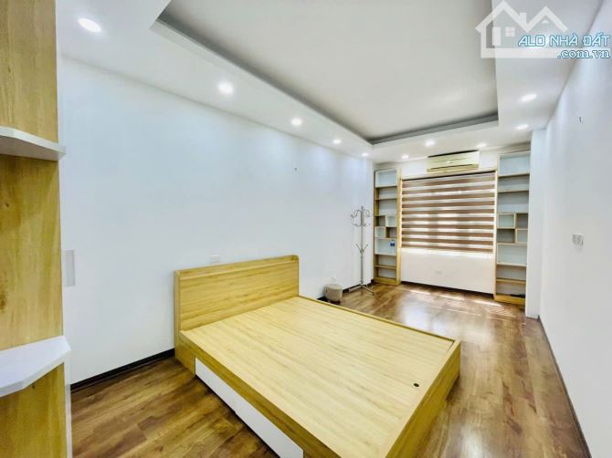 10,2 tỷ căn dòng tiền 33m2, 6 tầng - thang máy - lô góc 2 thoáng Nguyễn An Ninh, Hoàng Mai