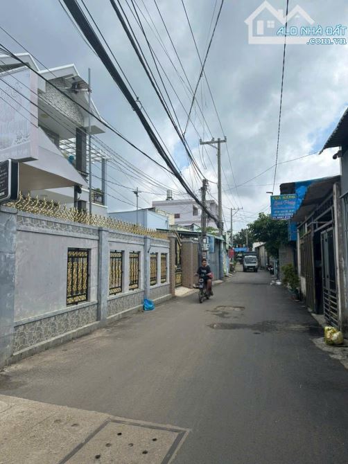 🏡 Bán gấp Biệt thự Long Hải – Vũng Tàu, trung tâm thị trấn - 💰 Giá bán 10,5 tỷ, còn - 4
