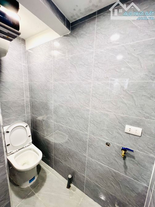 BÁN TẬP THỂ CỰC VIP – KIM LIÊN, LƯƠNG ĐỊNH CỦA, ĐỐNG ĐA. 70M2 – 2PN. 3,65 TỶ