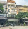 Cho thuê nhà mặt phố Yên Xá,  100m² x 5 tầng, có thang máy 35 triệu KD SPa, VP, Trung tâm