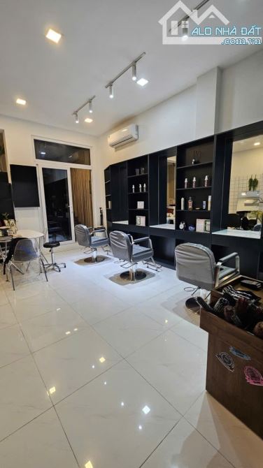 BÁN NHÀ 42.9 TỶ/100 M2. THẢO ĐIỀN. QUẬN 2