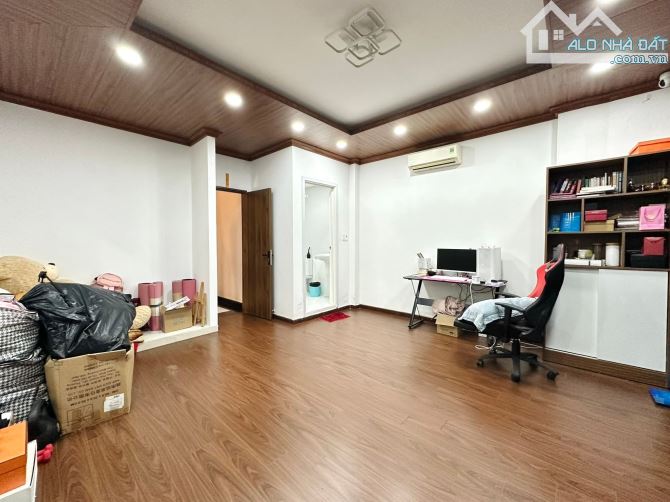 NHÀ ĐẸP 5 TẦNG HẺM NHỰA Ô TÔ TRÁNH - KINH DOANH SIÊU ĐỈNH - HOÀNG VĂN THỤ - 11