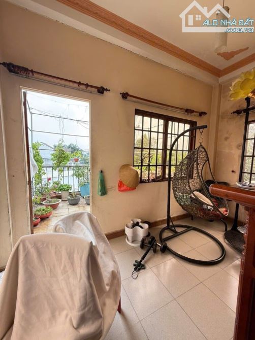 Bán nhà 1 trệt 2 lầu gần Chợ Bùi Thái, Bình Đa, Biên Hòa, 72m2, giá 4 tỷ 100. - 1