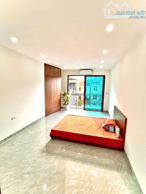 Còn 1p_CCMN Đào Tấn_sát phố_đẹp lung linh_giá cực rẻ - 1