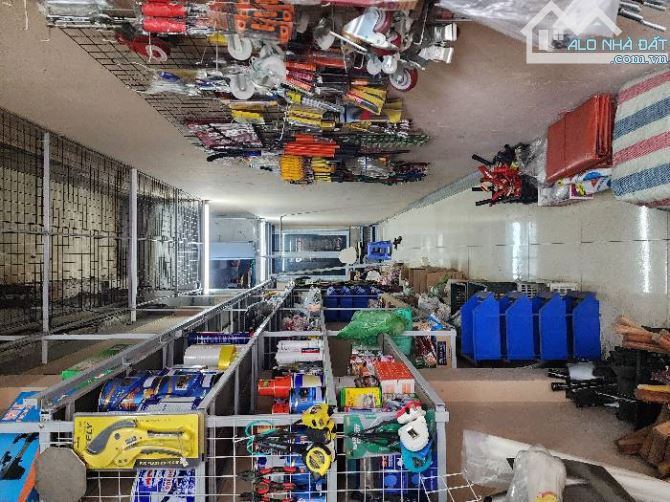 69 tỷ/136/154 M2 mặt tiền gần 7m/ Mặt Phố Giảng Võ