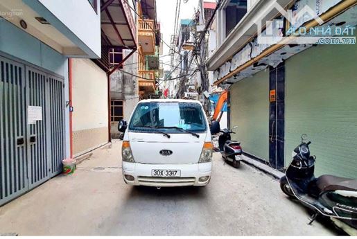 DUY NHẤT MỘT CĂN P. VĨNH HƯNG NHÀ MỚI THANG MÁY MẶT NGÕ THÔNG KINH DOANH GIÁ 9 TỶ