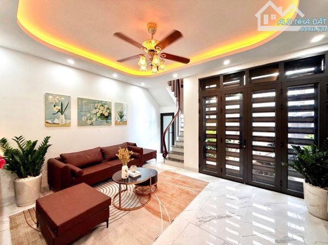 BÁN NHÀ ĐẸP PHỐ ĐÔNG THIÊN 47M X5 TẦNG– Ô TÔ ĐỖ CỔNG CHỈ 6.5 TỶ