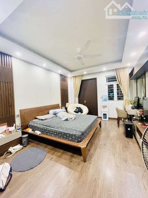 TÂN MAI SÁT MẶT PHỐ! 35M X 6 TẦNG MỚI XÂY 5 NĂM, ĐỦ NỘI THẤT, CHỈ 7 TỶ 600TR