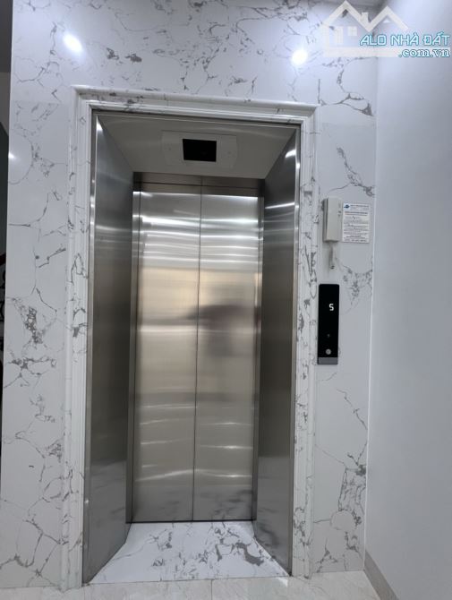 bán nhà xây mới, 50m2 x5T, thang máy lên tận nóc, 20m ra phố, ngõ rộng, 12.5 tỷ