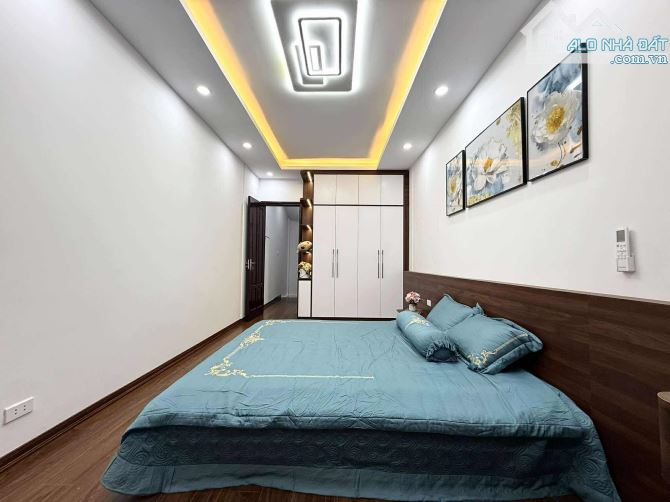 Nhà đẹp lô góc dân xây cực kỳ chắc chắn tại Vĩnh Hưng 40mx 5 tầng, 7PN, vị trí cực đẹp