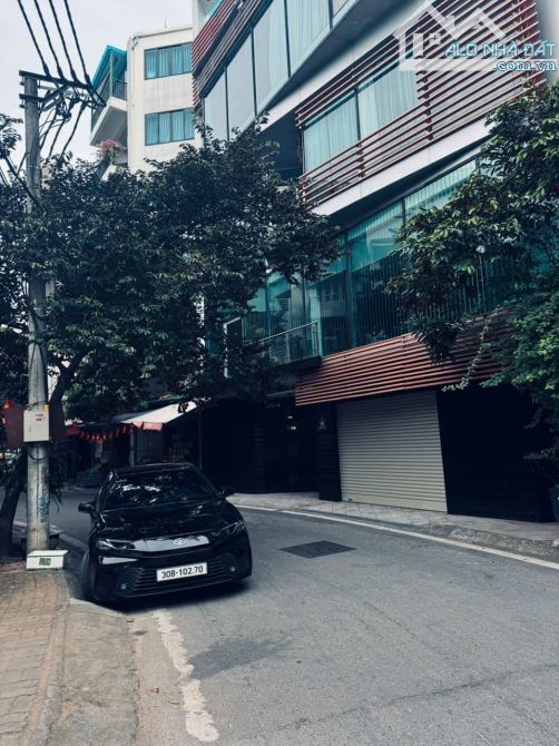 Bân nhà Đặng Thái Mai, view Hồ, gara, thanh máy, ô tô tránh, 60m2, 6t, 36 tỷ, ở ngay