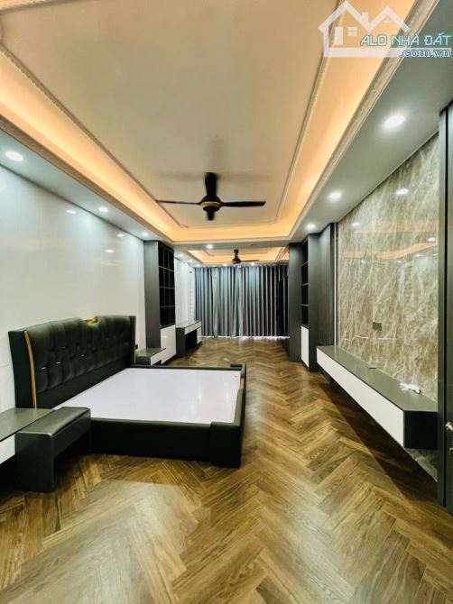 ‼KỊCH ĐỘC! Phân lô hiếm Láng Hạ, vỉa hè, KD, ô tô tránh đỗ, 8T thang máy, gara, DT50tr/th