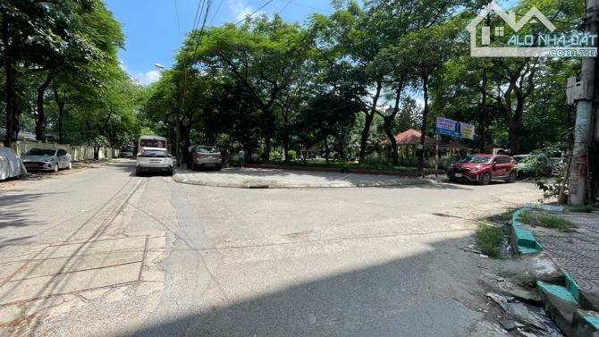 Vị trí vàng : 40m2 – mặt tiền 4m, 7 tầng thang máy, HOÀNG MAI – GỐC ĐỀ, Oto ngủ nhà !