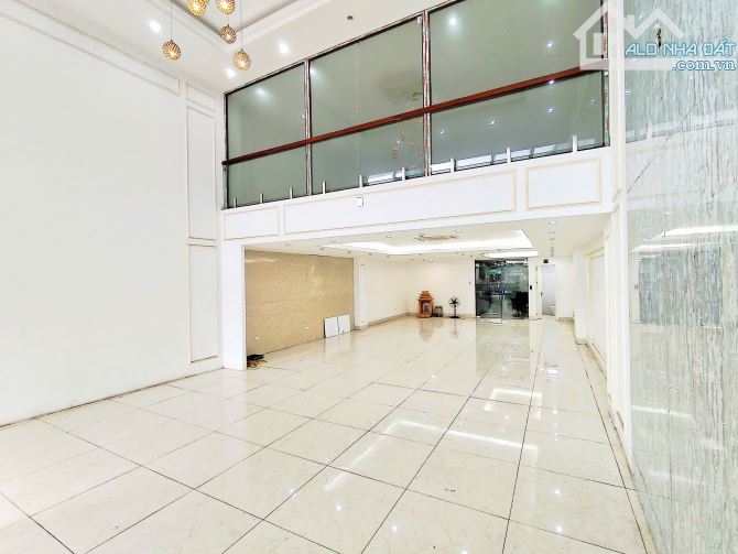 🔥CHO THUÊ VĂN PHÒNG TẠI 311 VŨ TÔNG PHAN - 2