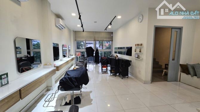 BÁN NHÀ 42.9 TỶ/100 M2. THẢO ĐIỀN. QUẬN 2 - 3