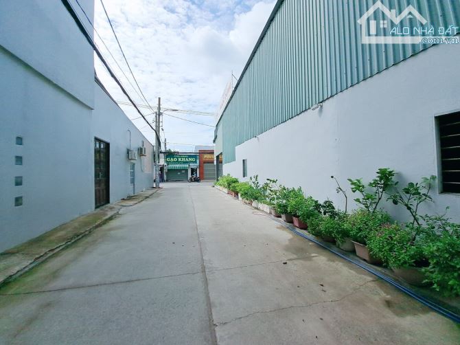ĐẤT THỔ CƯ XDTD TẠI HẺM 1896 LVL DT 5X20M. - 3