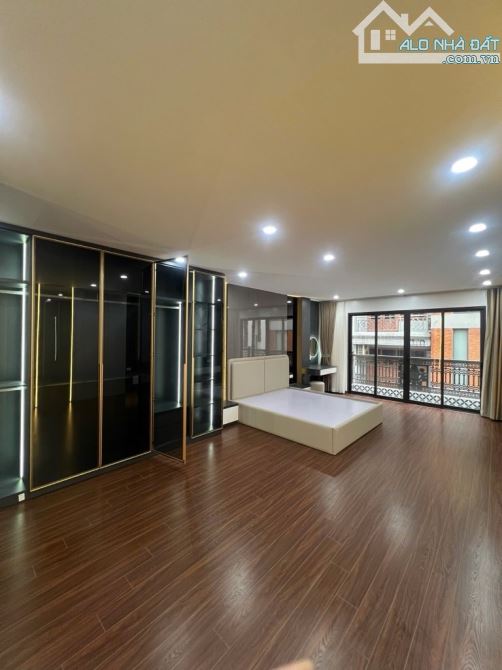 Trần Đại Nghĩa 70m2 5T thang máy, 21 tỷ, ô tô, kinh doanh, 3 thoáng
