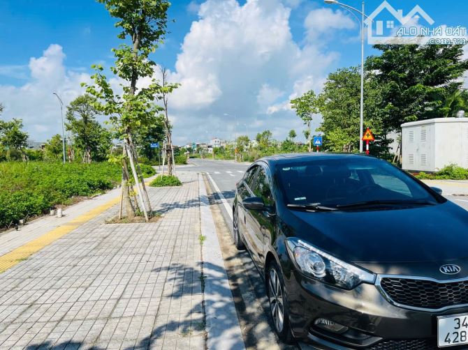 Bán lô đất VIP đường chính rất đẹp khu đô thị đông triều hải dương