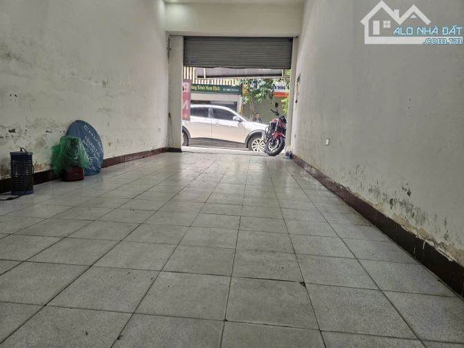 Bán nhà Dốc Tam Đa 70m 2 tầng mặt tiền 3.2 giá chỉ 27 tỷ