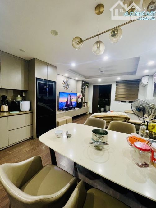 SIÊU HOT! GIẢM GIÁ SỐC – NHÀ TÂN MAI ÔTÔ ĐỖ CỬA – 43M² X 4 TẦNG – CHỈ 7 TỶ 600TR