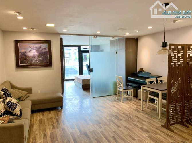 Siêu Phẩm ! Phố Nhật Chiêu Lô Góc Thang May View Hồ Tây Cách 1 Nhà Ra Phố 25 Tỷ