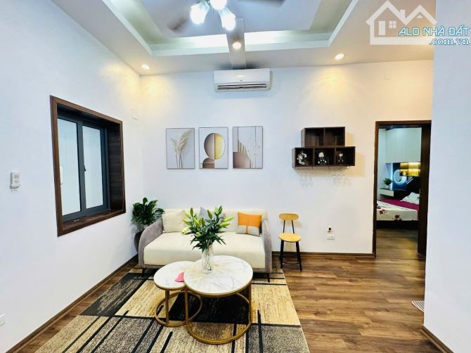 CĂN HỘ N6E-VIEW PHỐ-65M-2PN-TRUNG TÂM THANH XUÂN-NHÀ CỰC ĐẸP-Ở LUÔN-5.5TỶ