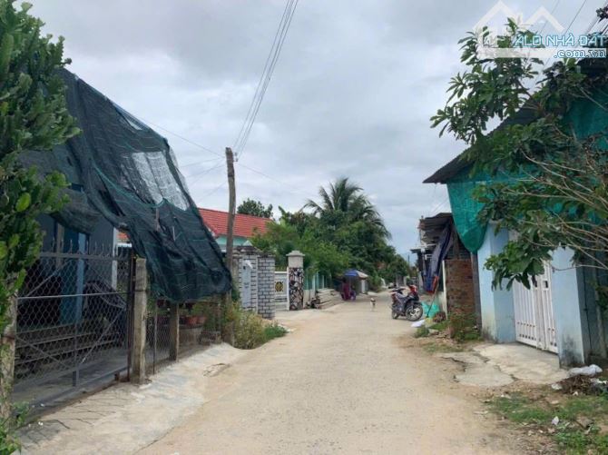 Bán đất Bình Lộc mặt đường bê tông nội thôn sát bên Hương Lộ 39 - giá rẻ xây nhà an cư - 3
