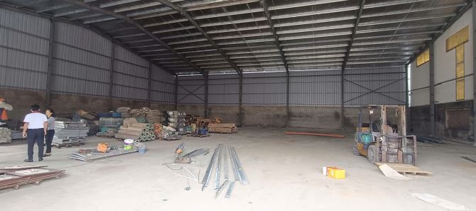 Cho thuê kho đường Vĩnh Quỳnh , Thanh Trì, HN. DT 400m, cao 8m, có điện 3fa, nước sạch. Gi - 4