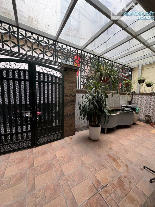 Hiếm!! Oto vào 1 nhà ra Phố Vũ Trọng Phụng ngõ thông kdoanh, 105m2 x mtiền 7m. Giá 41.6 tỷ