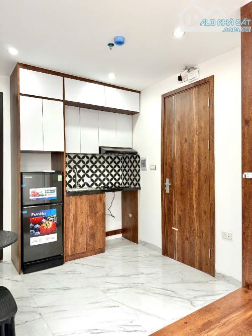 HOT! CCMN MINH KHAI 65M X 7 TẦNG, 18 PHÒNG KK. DÒNG TIỀN 1 TỶ/NĂM. GIÁ BÁN NHỈNH 17 TỶ