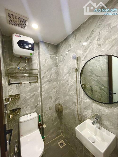 HOT! CCMN MINH KHAI 65M X 7 TẦNG, 18 PHÒNG KK. DÒNG TIỀN 1 TỶ/NĂM. GIÁ BÁN NHỈNH 17 TỶ